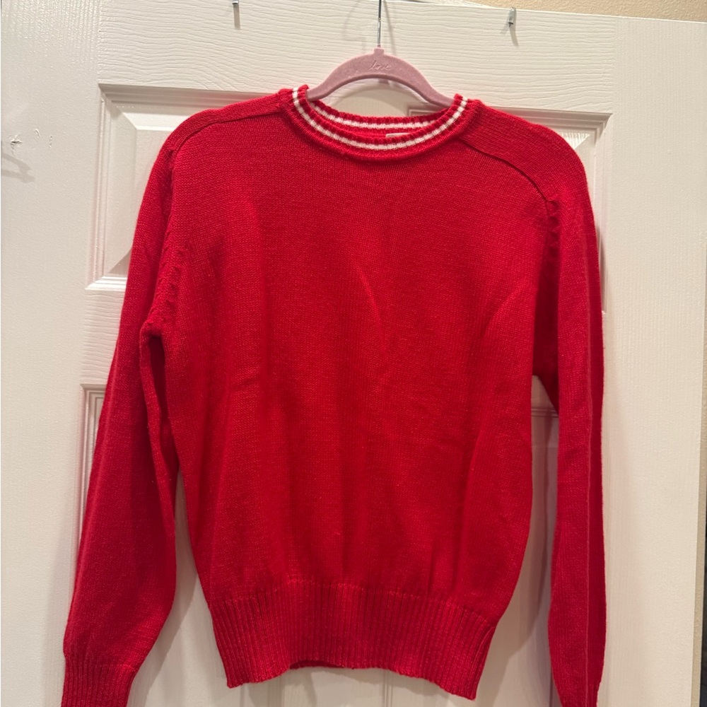 VTG No Strings Attached Preppy Vibrant Red Women's Crew Neck Sweater
